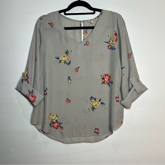 Lily White Floral Blouse in Gray - Picture 6 of 15